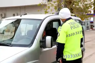Adana Kozan'da Dronla Trafik Denetimi: 60 Sürücüye Ceza