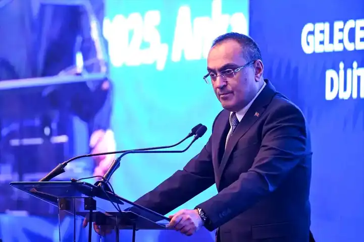 45 Dijital Gençlik Merkezi Açıldı