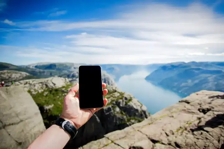 iPhone'da Servis Yok Hatası: Nedenleri ve Çözümleri