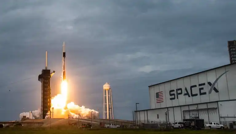 SpaceX, Yeni Bir Starlink Görevi Başlatıyor